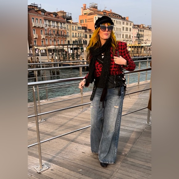 Alice + olivia TRISH MID RISE BAGGY JEAN size 28 - Picture 8 of 10